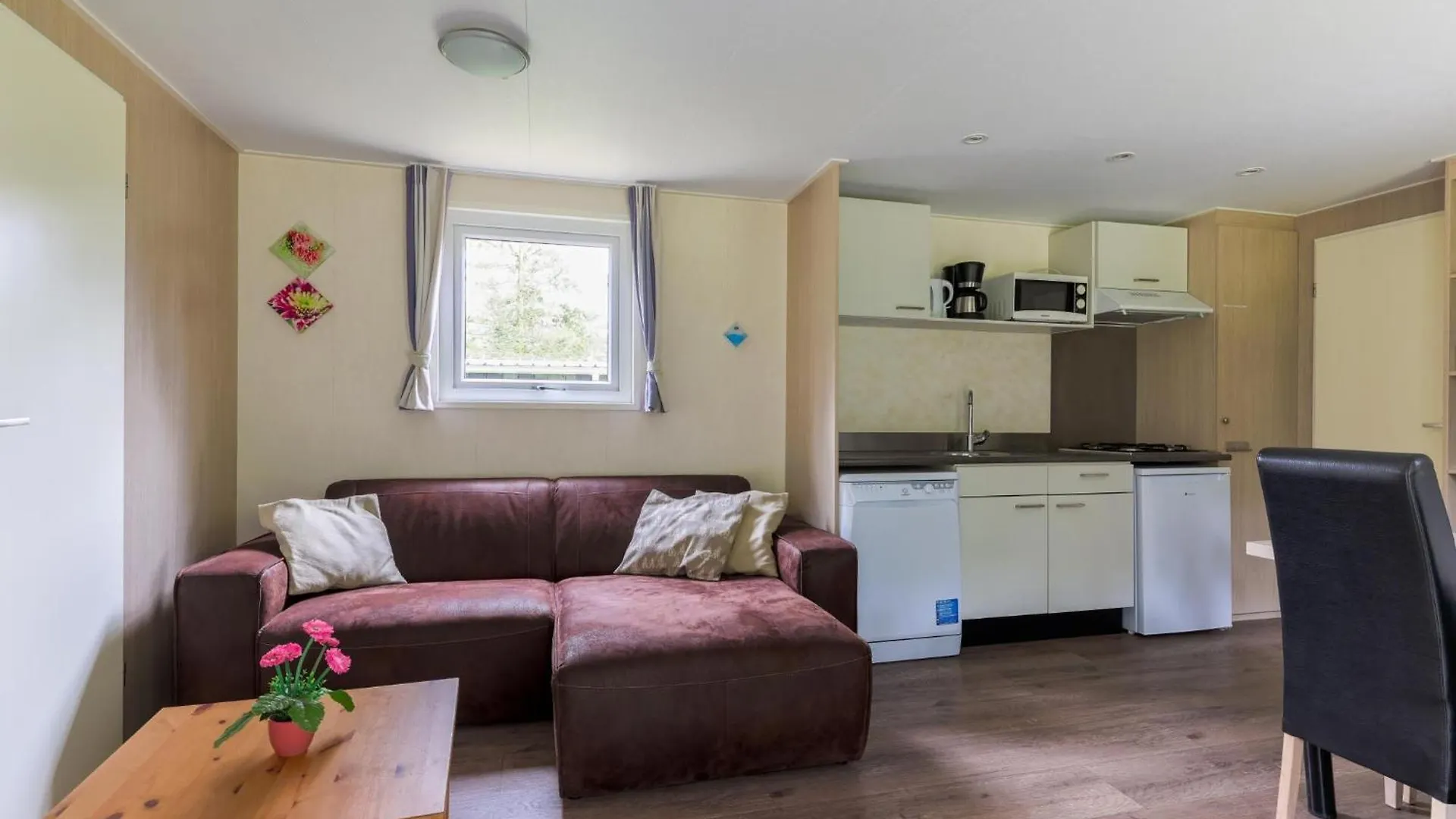 Easy Chalet Vessem